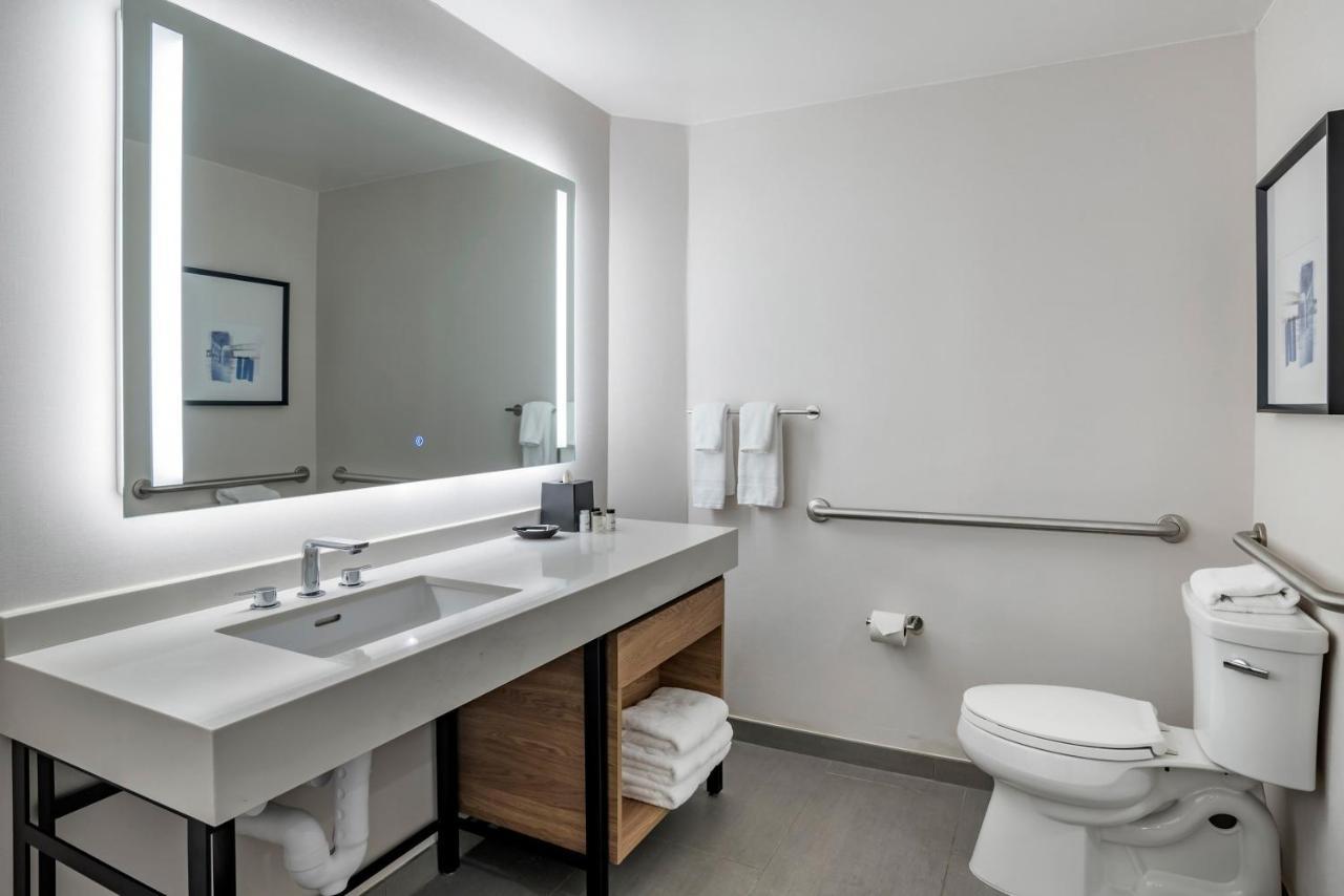 Sheraton Suites Wilmington Downtown Ngoại thất bức ảnh